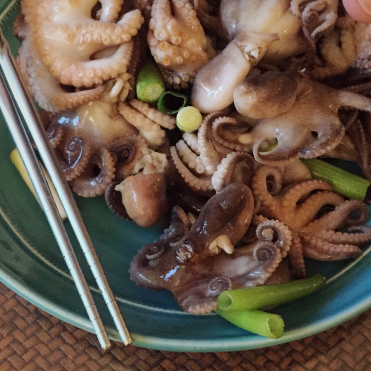 葱拌八带