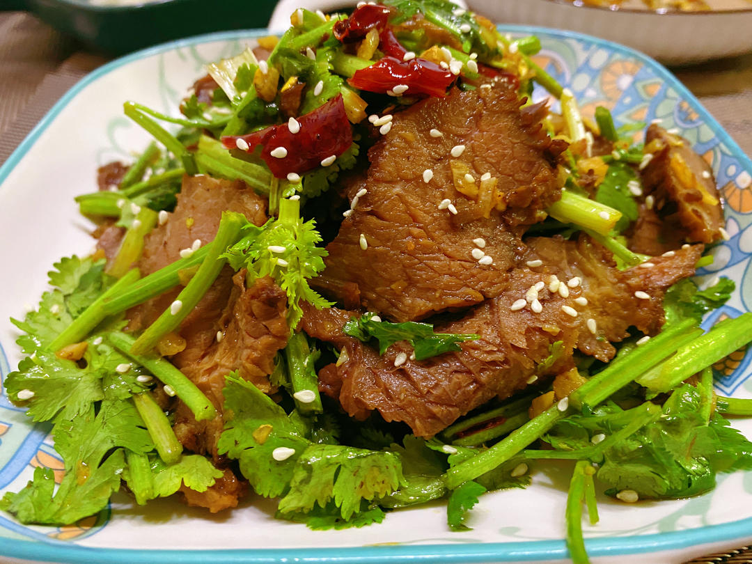 凉拌牛肉