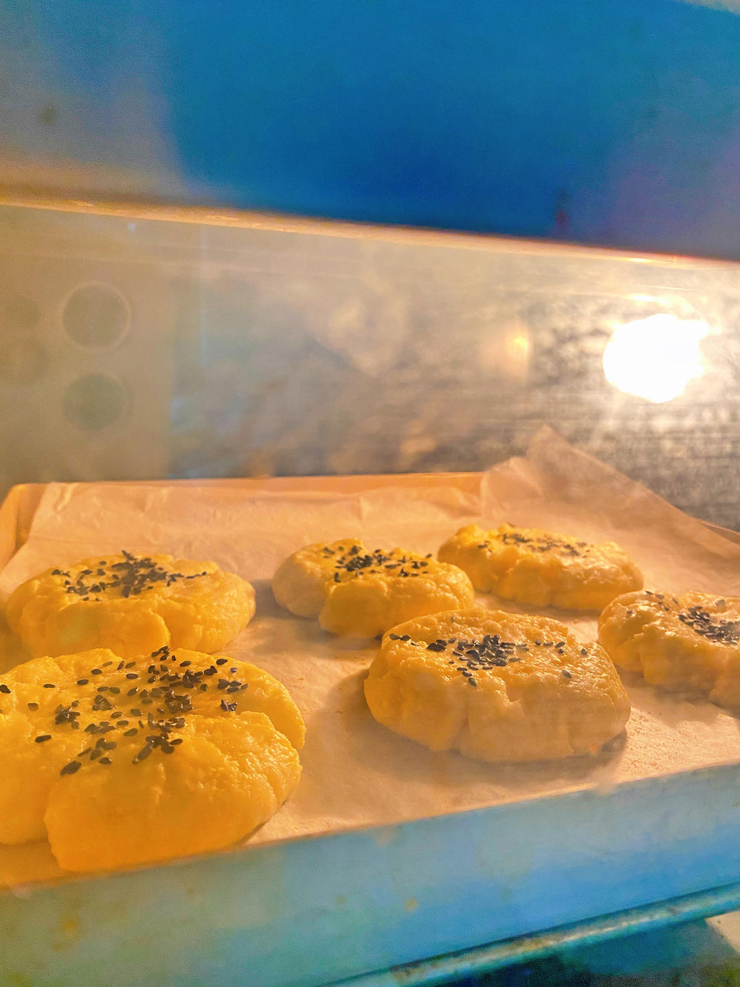 轻轻一按就碎掉的原味桃酥（不输猪油版）