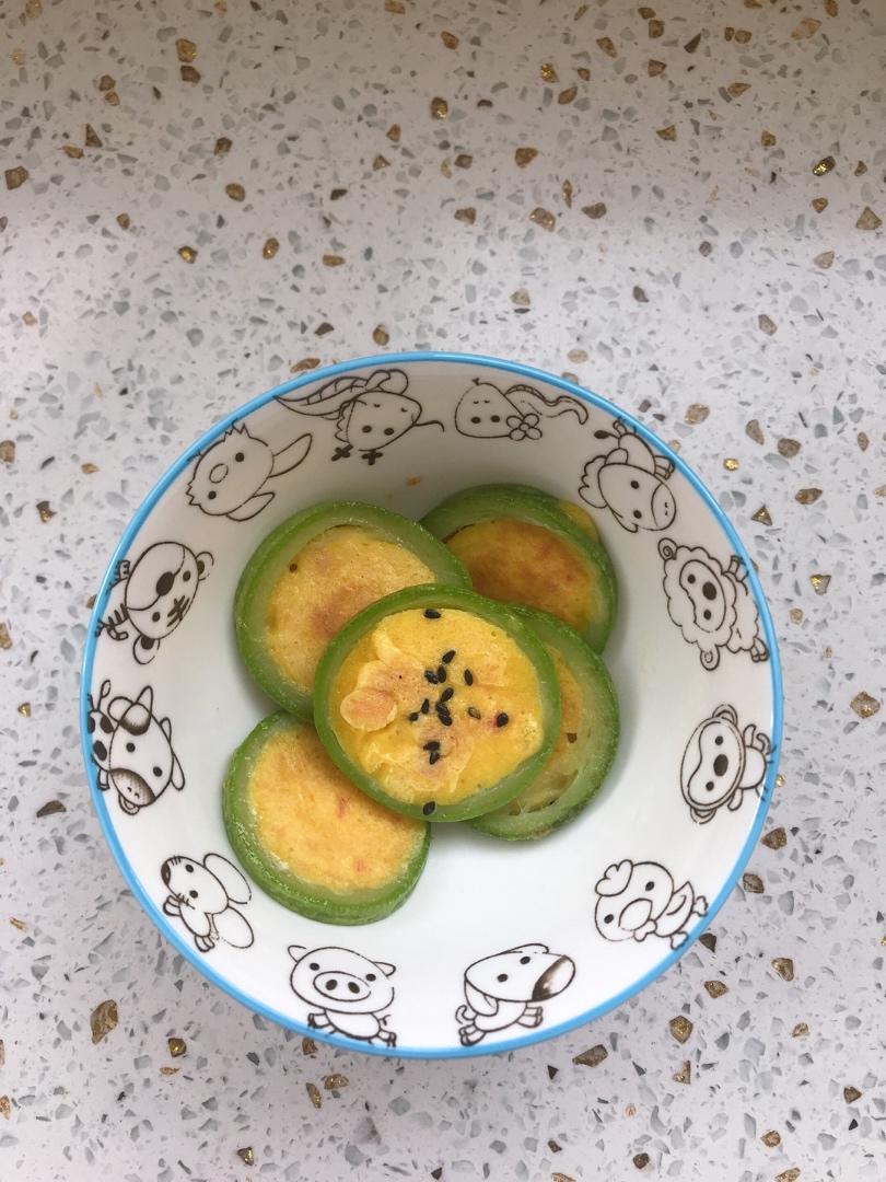 辅食西葫芦蛋饼9+