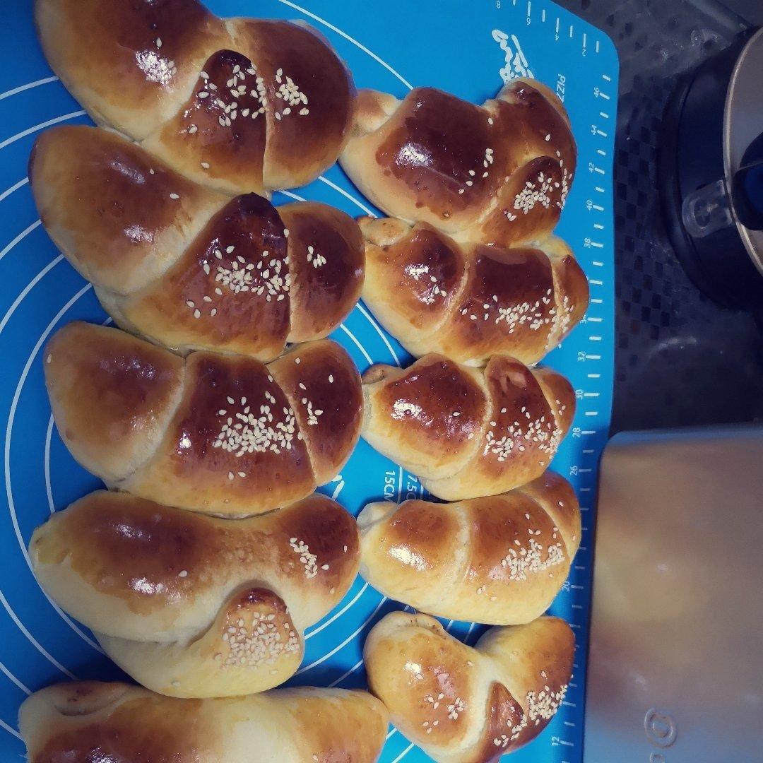 抹茶蜜豆牛角包