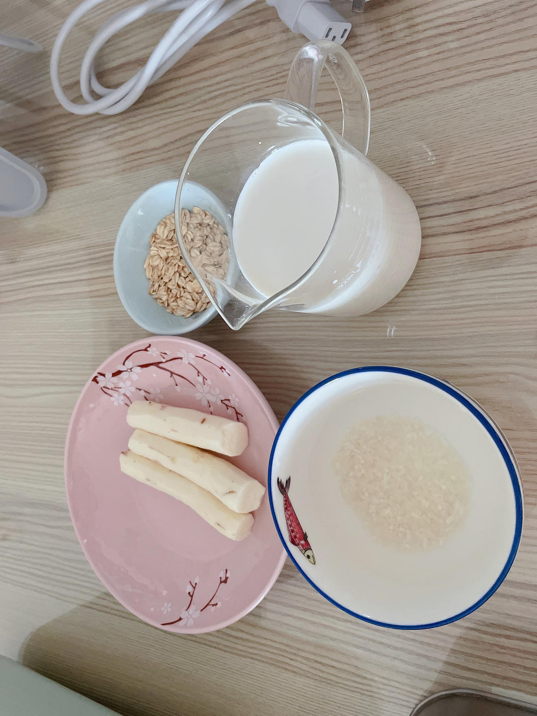 养胃山药燕麦粥【5-6月北鼎蒸炖锅食谱】
