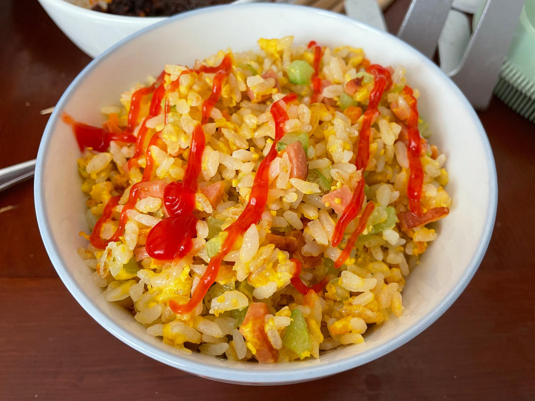 扬州炒饭（剩饭变美食，从此不剩饭）