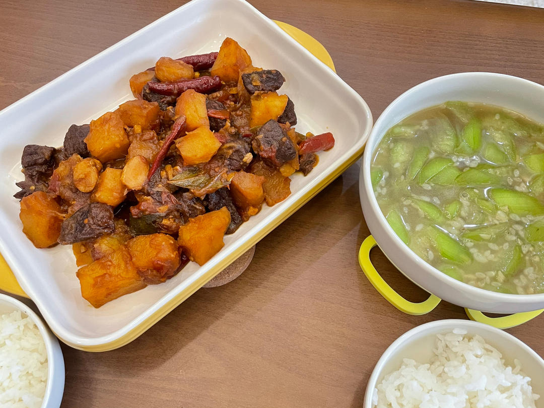 土豆烧牛腩