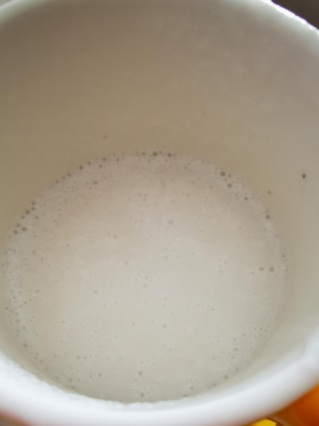 简单美味的自制椰奶，椰青喝完再利用(附取椰肉技巧)