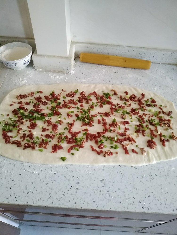 香葱肉松粘卷子