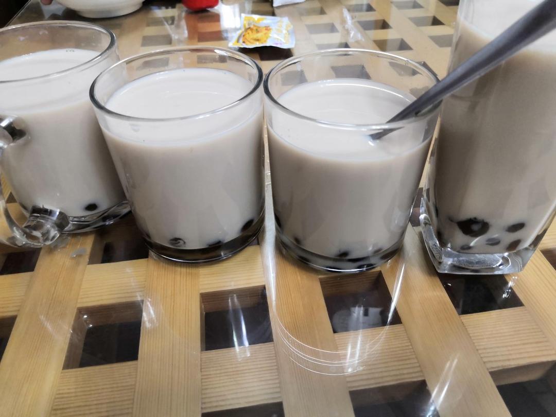 自制美味珍珠奶茶