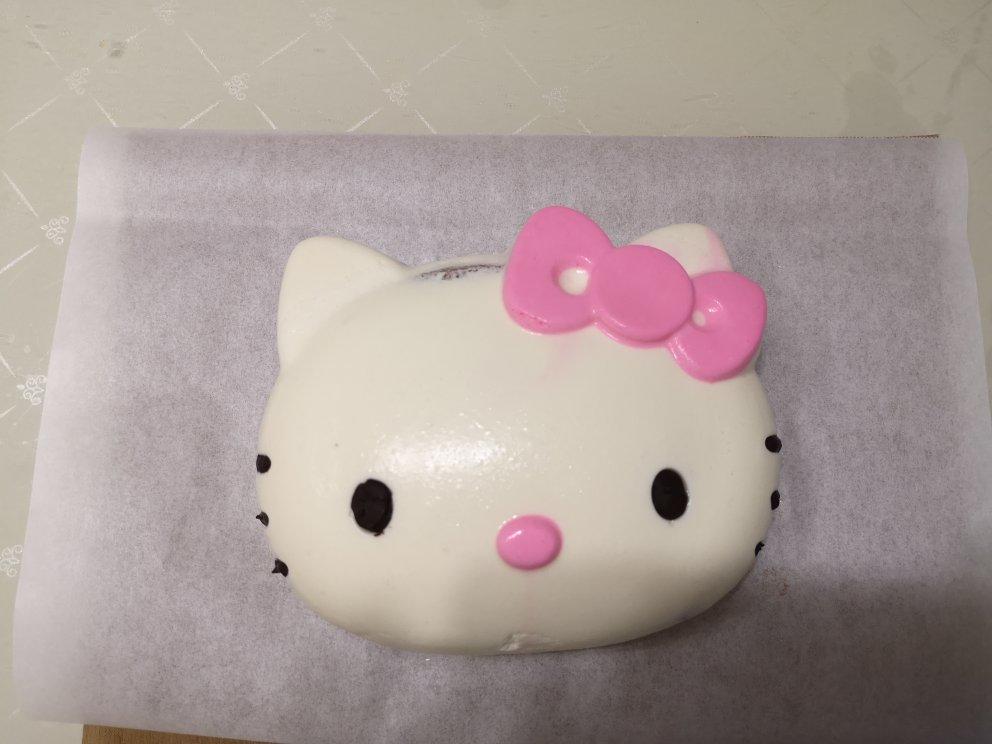 6寸kitty芝士慕斯蛋糕