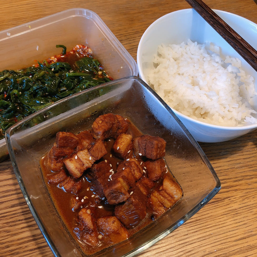 不焯水不放油的家常红烧肉