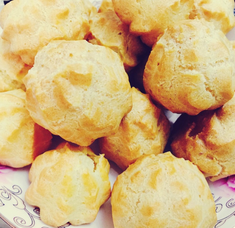 泡芙（卡仕达内馅）