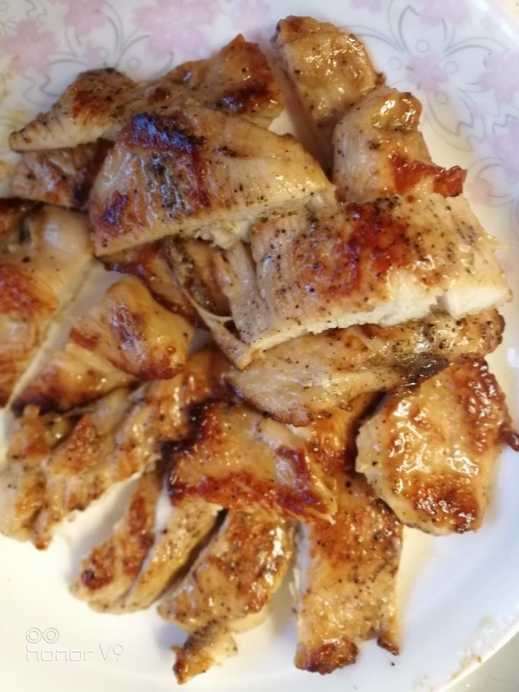 香煎黑胡椒鸡胸