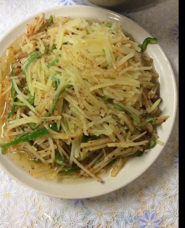 呛拌土豆丝儿