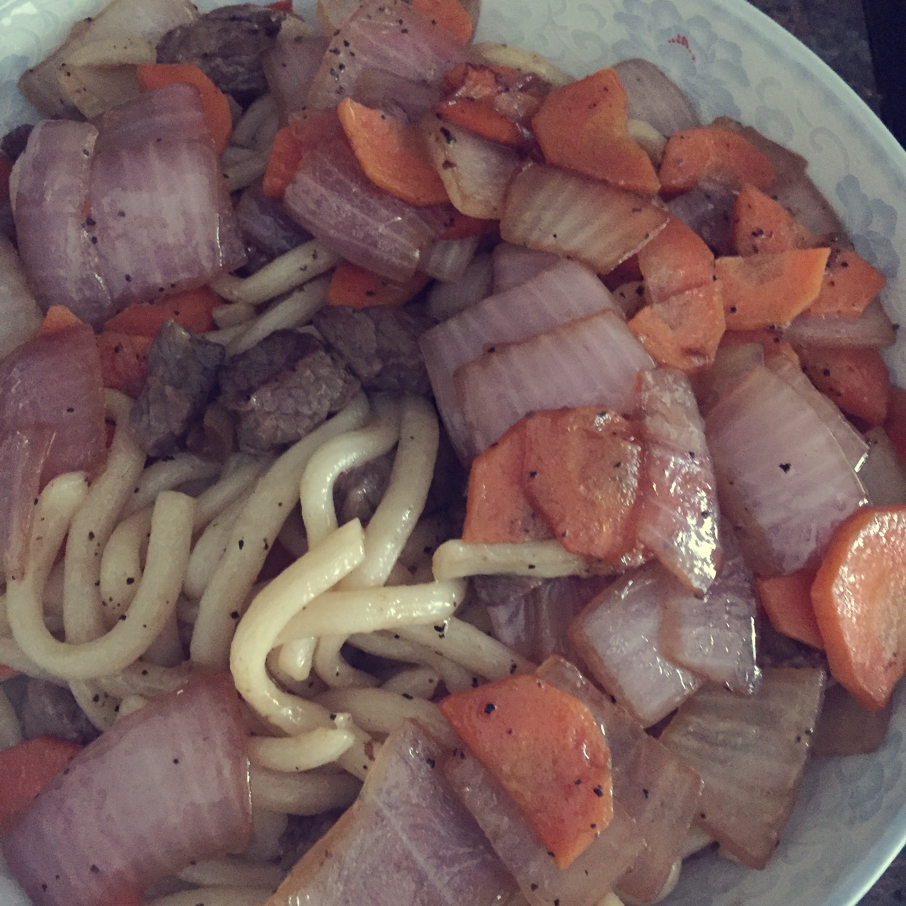 黑椒牛肉炒乌冬