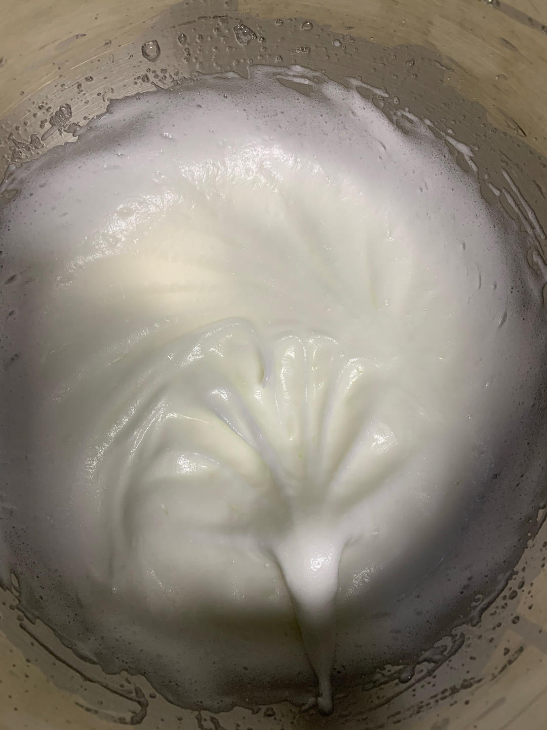 蛋白霜的打发，你还在傻傻搞不清楚吗？