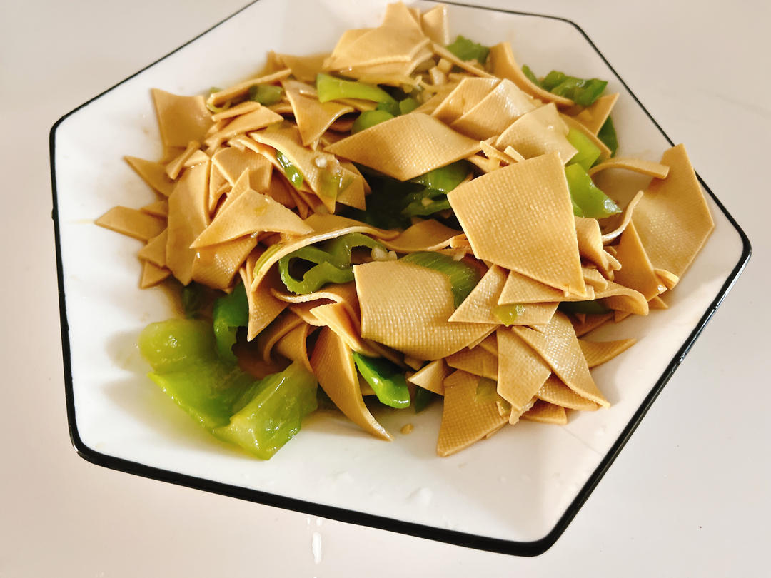 尖椒干豆腐