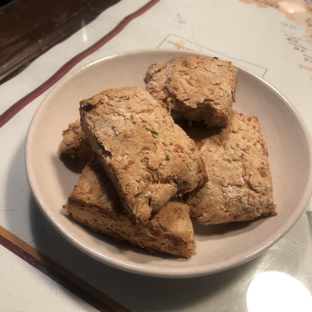 无糖葱油芝士司康