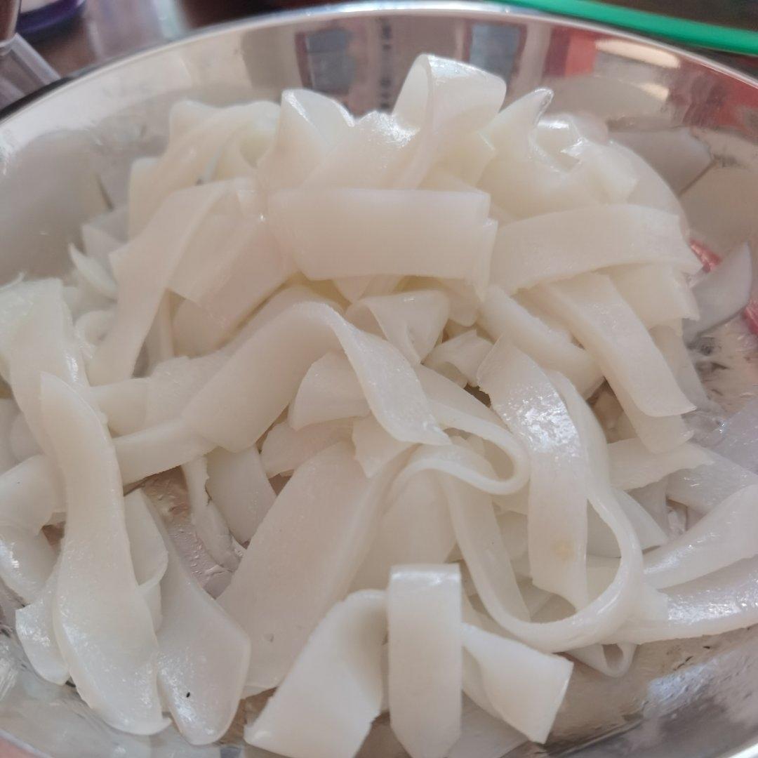 凉皮-家庭自制（告诉你自己做更劲道的秘诀）