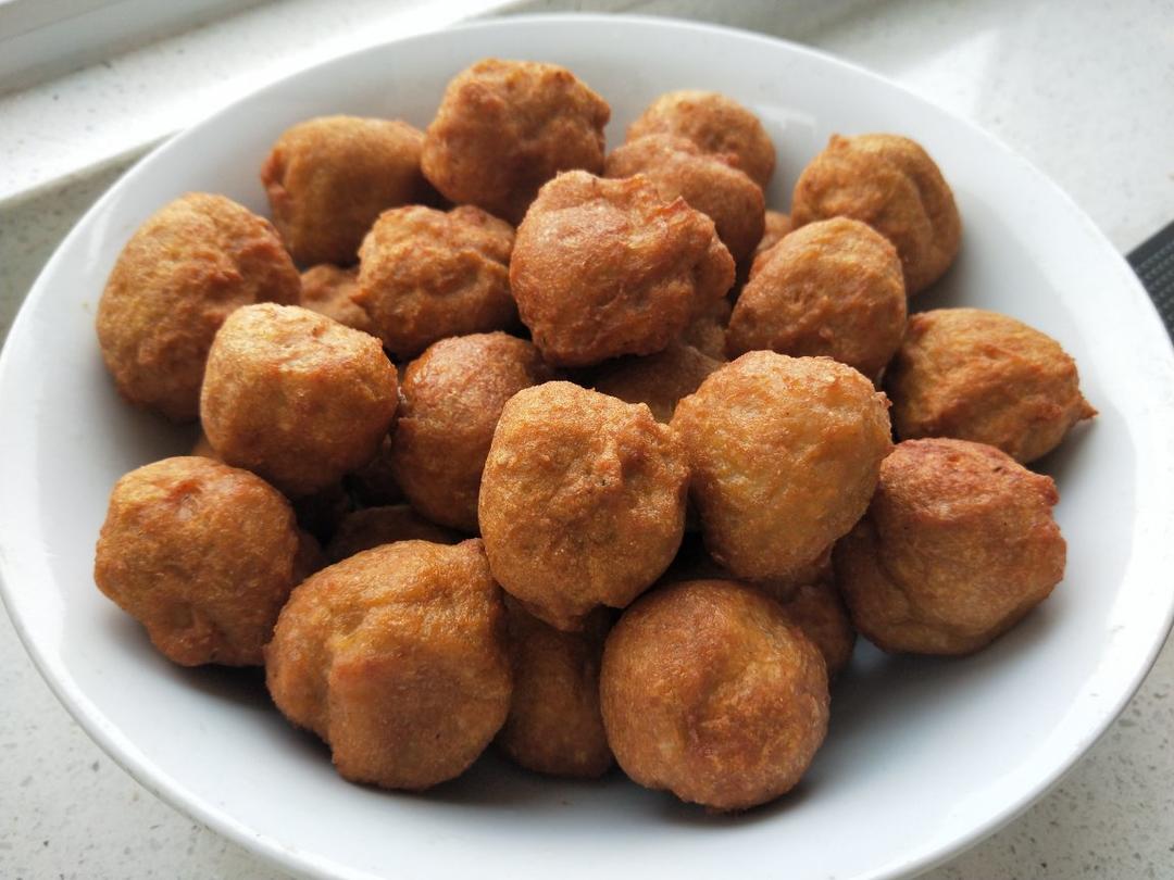 酥炸肉丸子