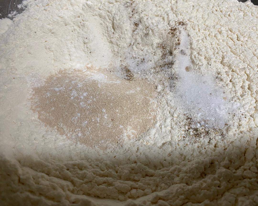 纯奶手撕吐司的做法 步骤1