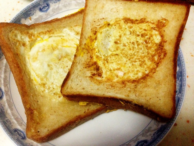 荷包蛋土司