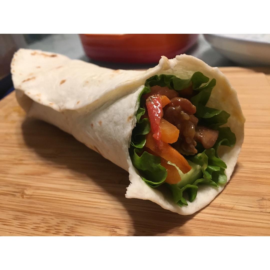 什洋做的照烧鸡腿卷饼