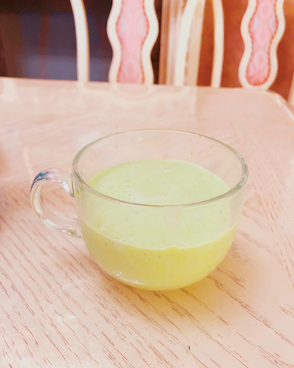 羽衣甘蓝牛油果Green Smoothie