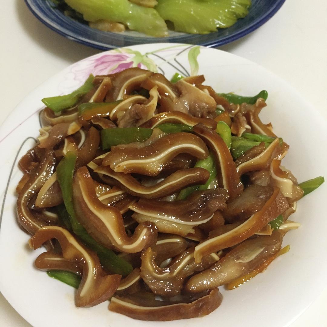 青椒炒猪耳