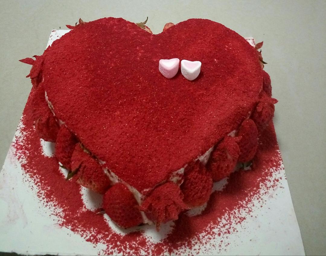 如果云知道fhs9做的心形红丝绒蛋糕情人节520表白新手快速裱花