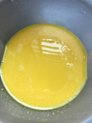 炼奶炖蛋的做法 步骤2