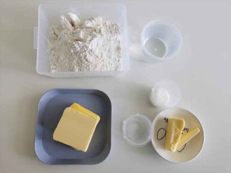 纯奶手撕吐司的做法 步骤1