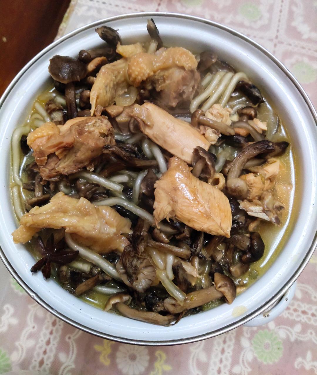 东北宴客大菜~小鸡炖蘑菇