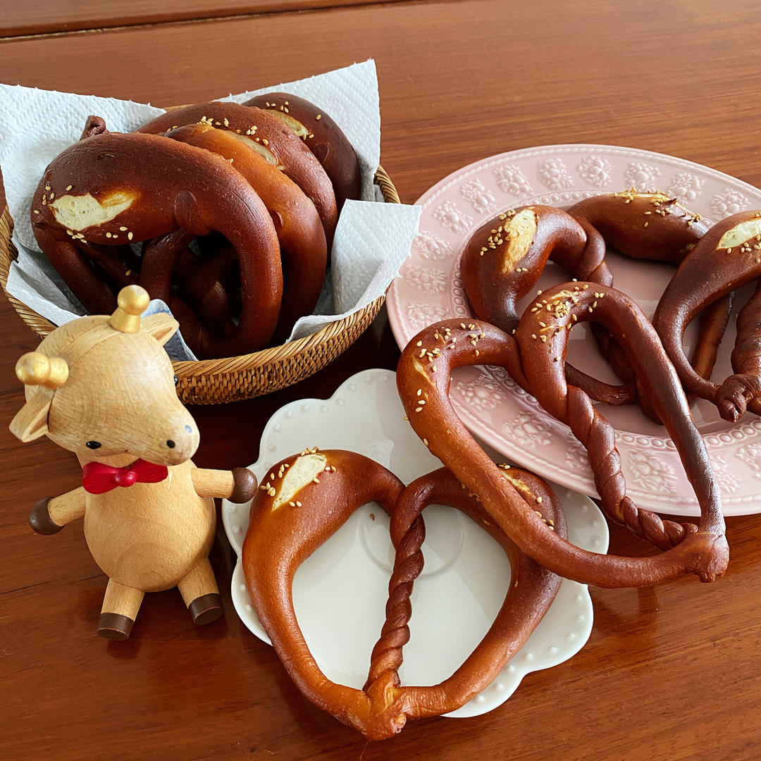 德国碱水面包（Brezel)