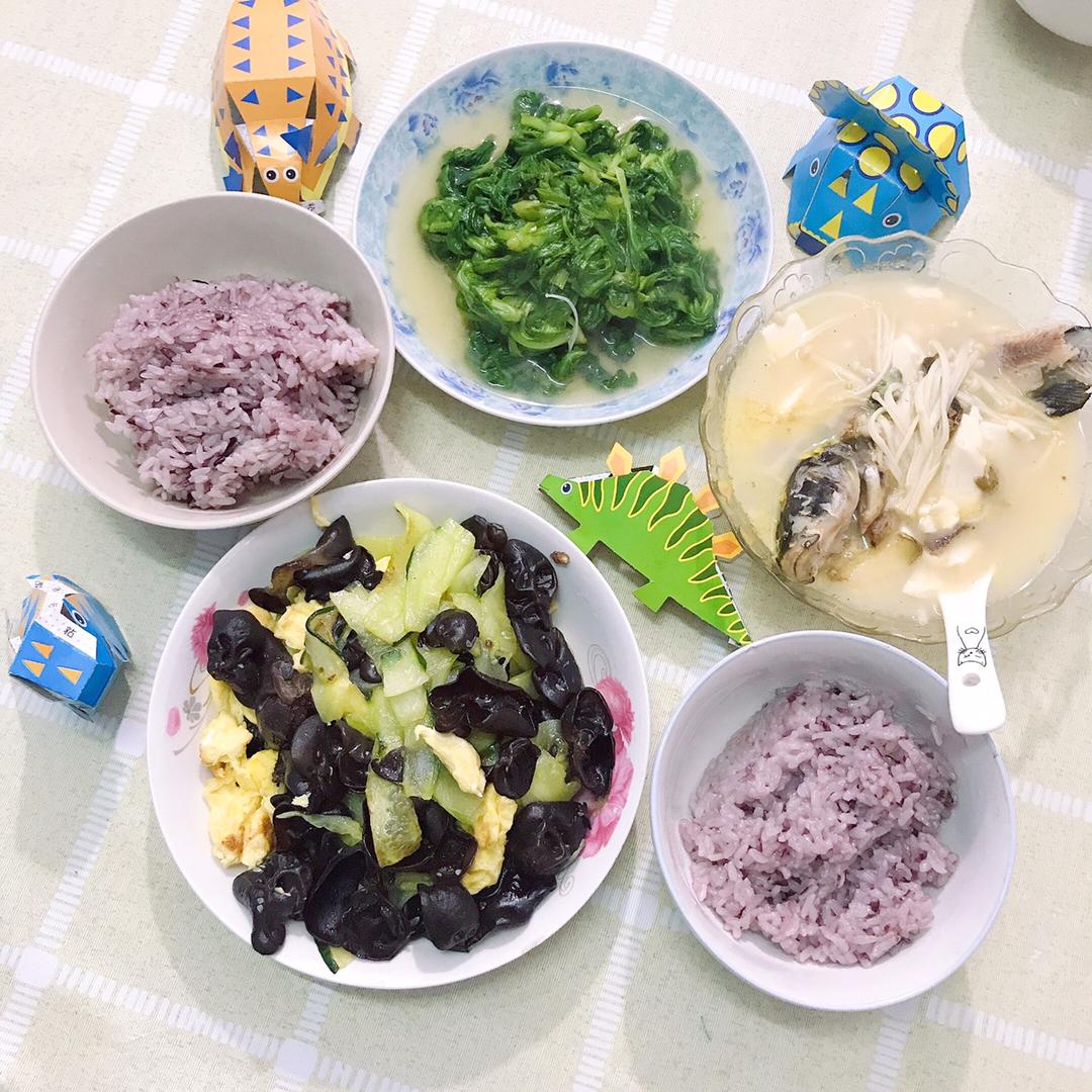 爱倒腾的嘟小悦