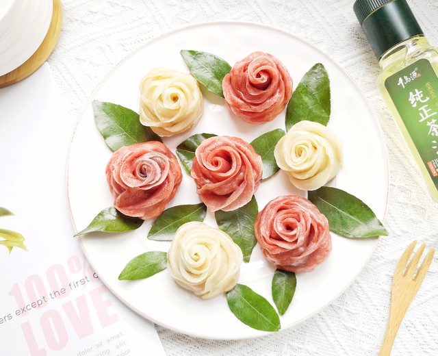 玫瑰花蒸饺——情人节最好的礼物，就是送TA你亲手做的浪漫一餐