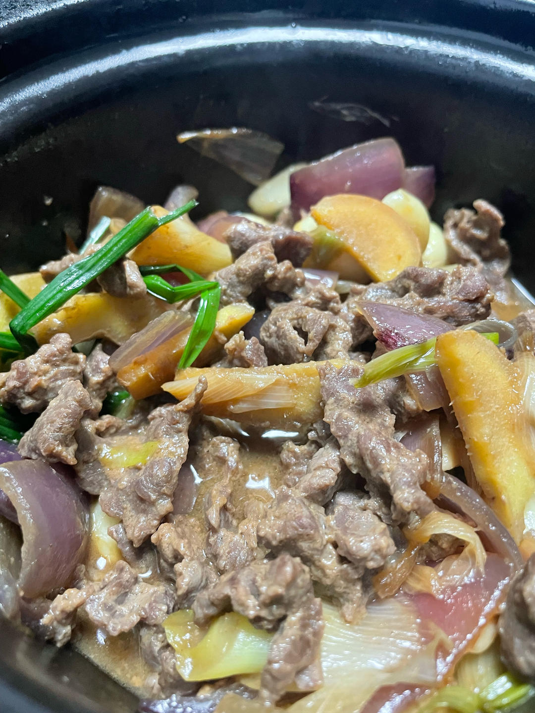 啫啫牛肉煲