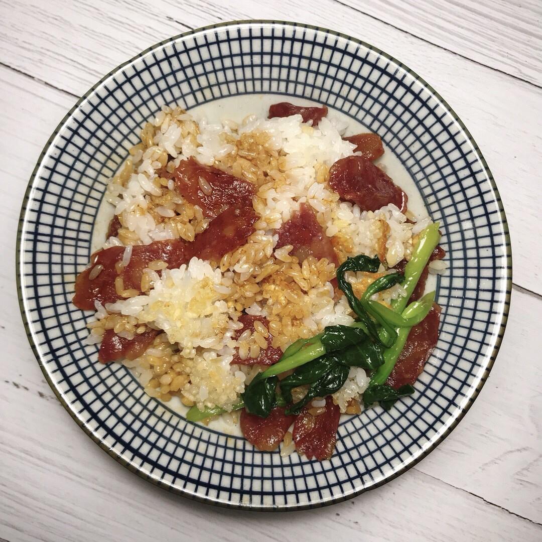 香肠煲仔饭