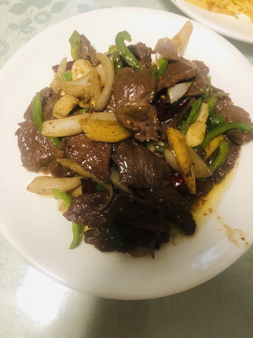 【小高姐】青椒牛肉 如何炒出嫩滑的牛肉