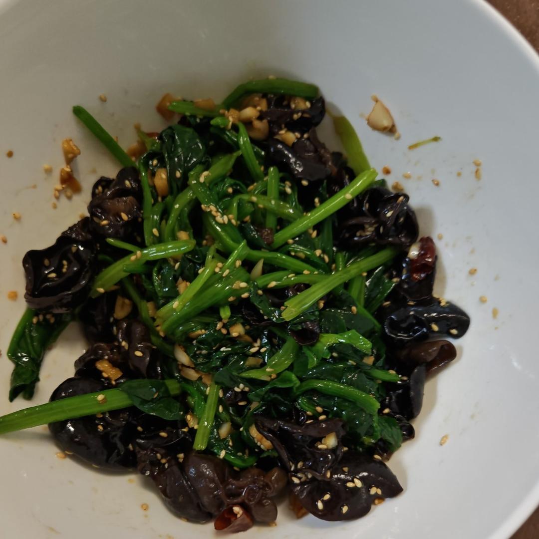 清爽开胃凉菜｜凉拌菠菜木耳