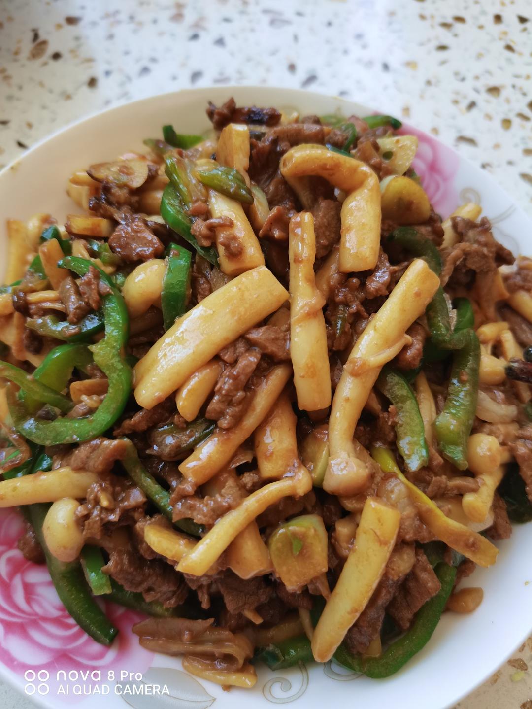 家常小炒‼️海鲜菇炒肉丝💯