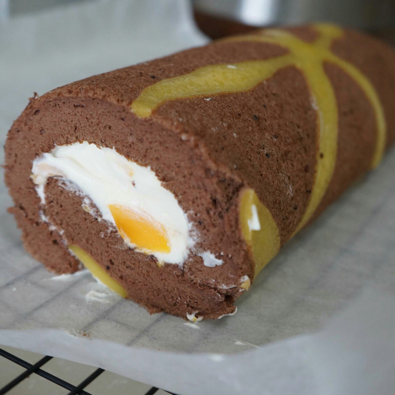 长颈鹿花纹奶油蛋糕卷——朴素的蛋糕卷也生动形象了哦