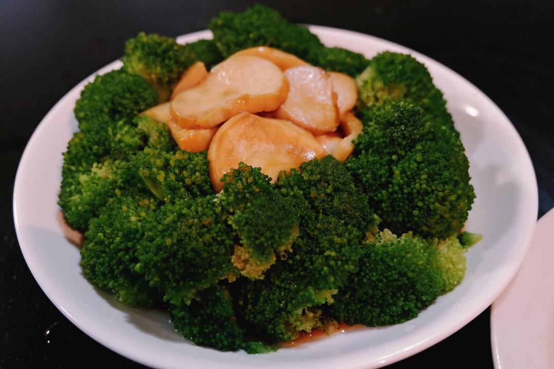 杏鲍菇扣西兰花