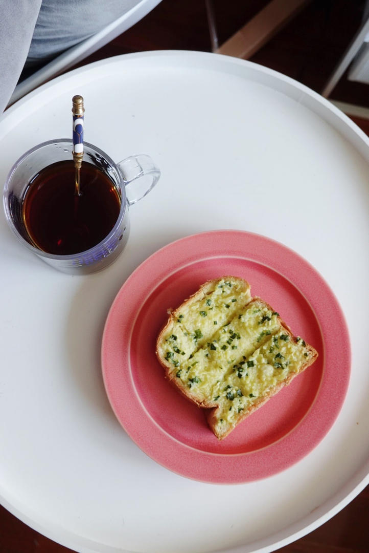蒜香烤面包片