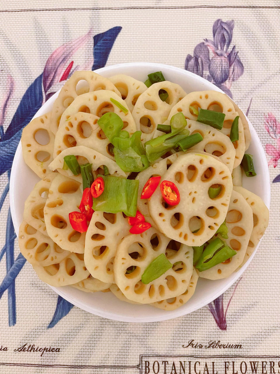 清炒藕片