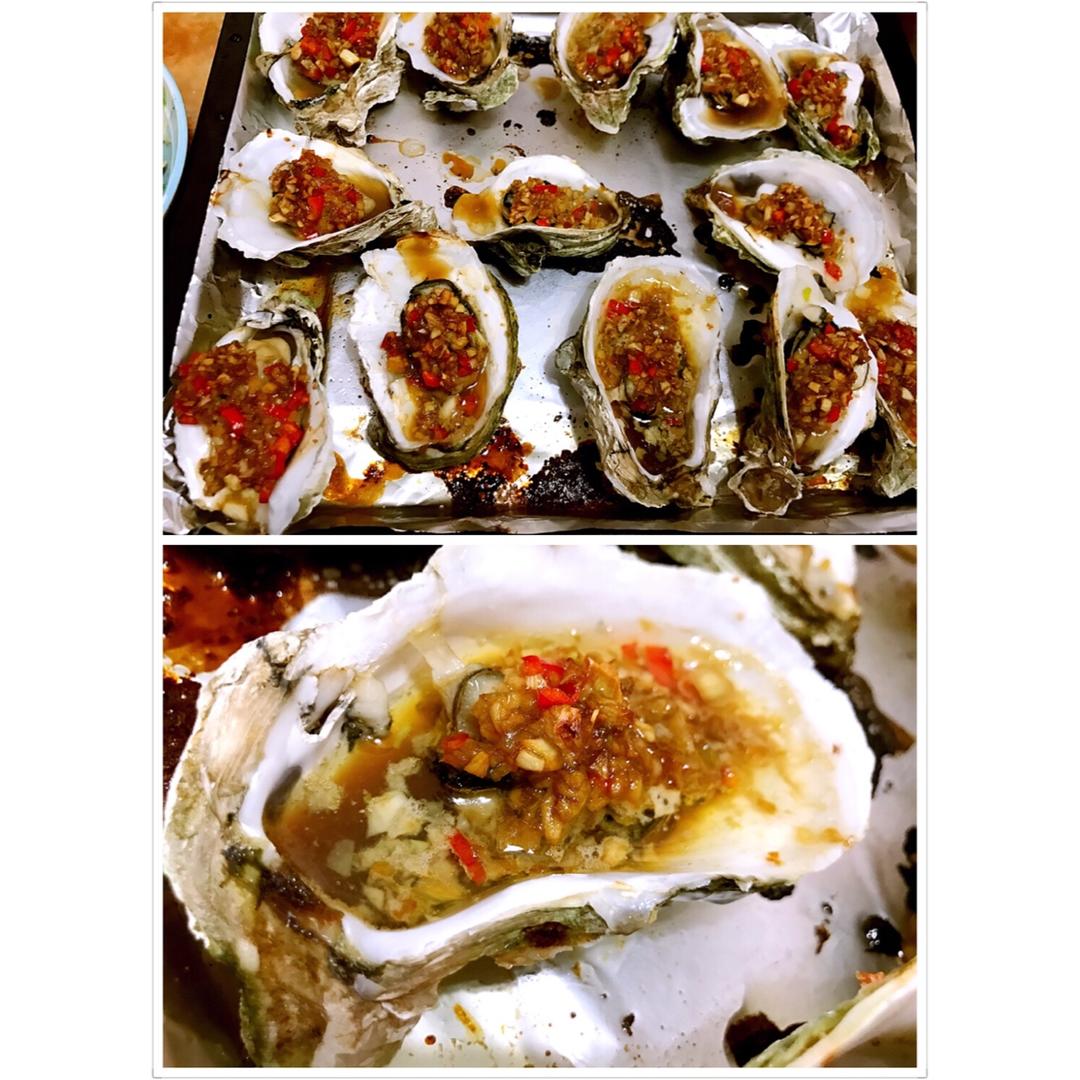烤生蚝 生蚝好吃关键是蒜茸做得好