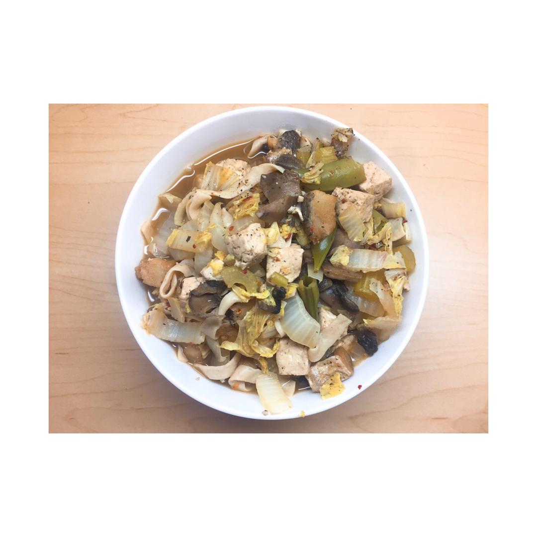 冬季家常菜：白菜炖豆腐
