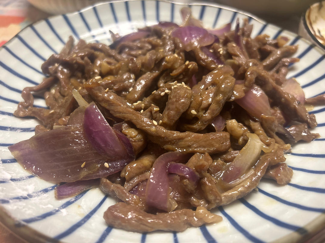 如何炒出嫩滑牛肉丝?