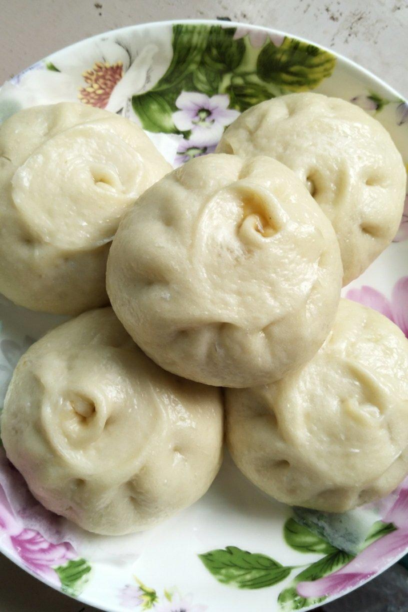 酱肉包子
