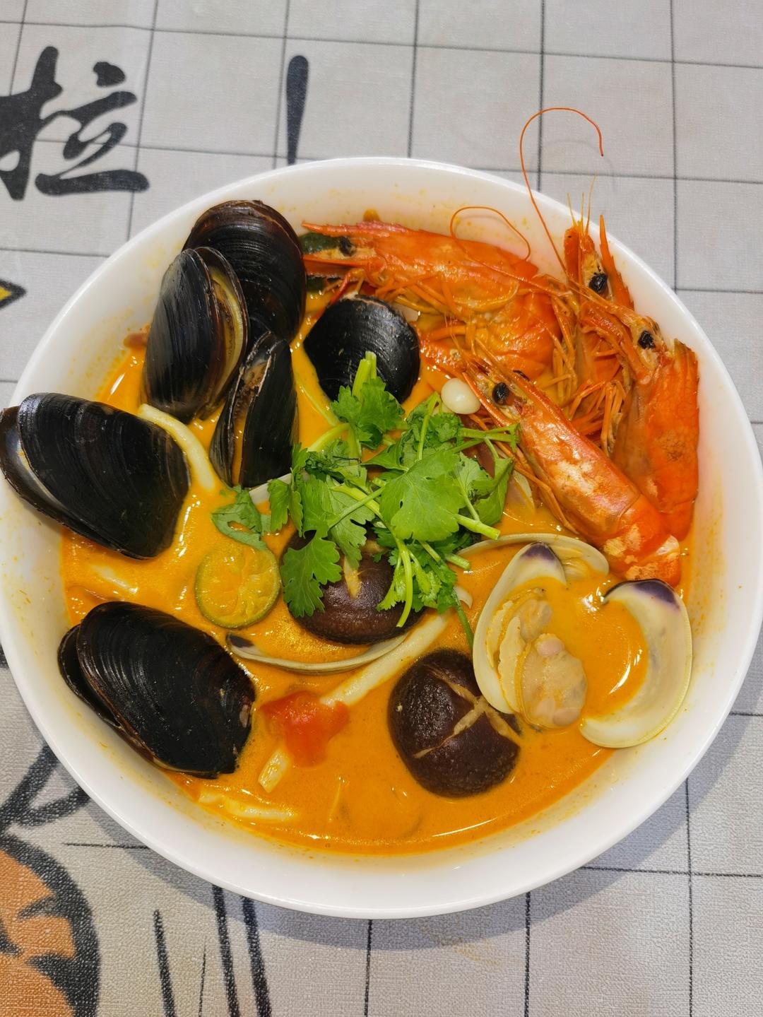 家庭版冬阴功海鲜汤