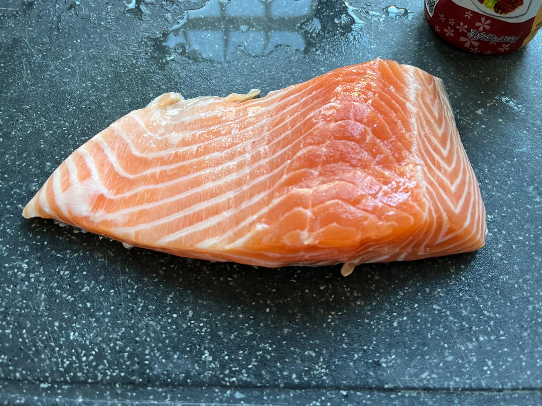 三文鱼牛油果拌饭