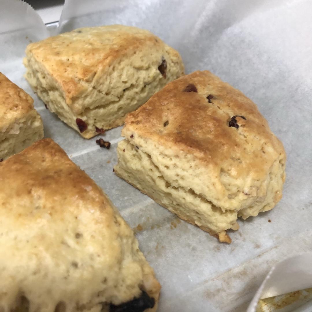完胜星巴克的超美味酥脆司康 super easy crunched scone